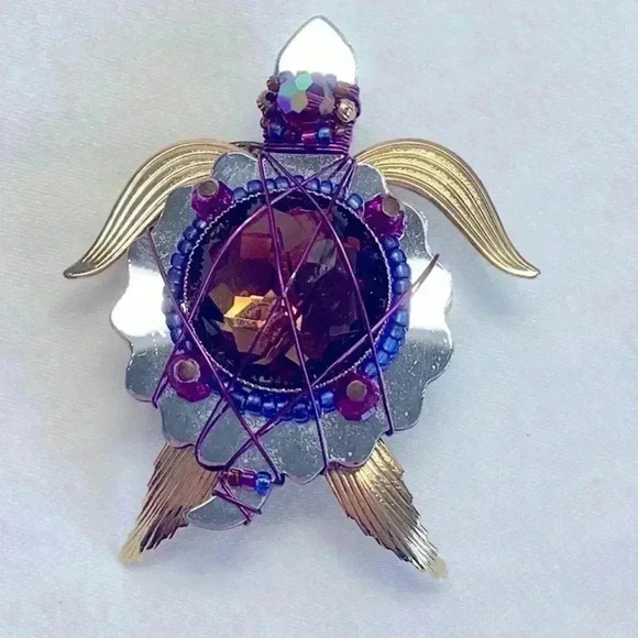 Liztech 1986 Turtle Brooch Gold Silver Purple - Picture 1 of 4